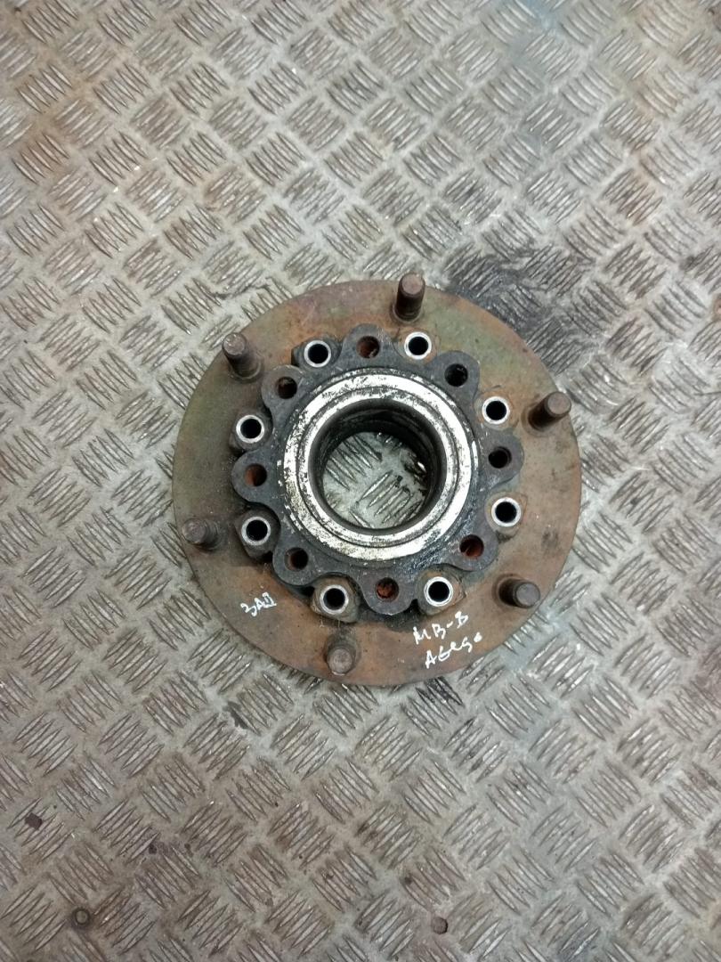 ступица задняя Mercedes-Benz Atego 1 поколение (1998 - 2013) - фото №1