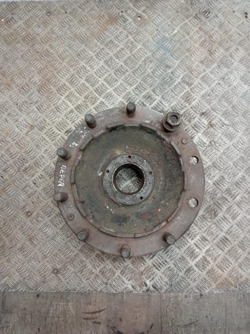 ступица передняя Scania 2-Series 1 поколение (1980 - 1988) - фото №1