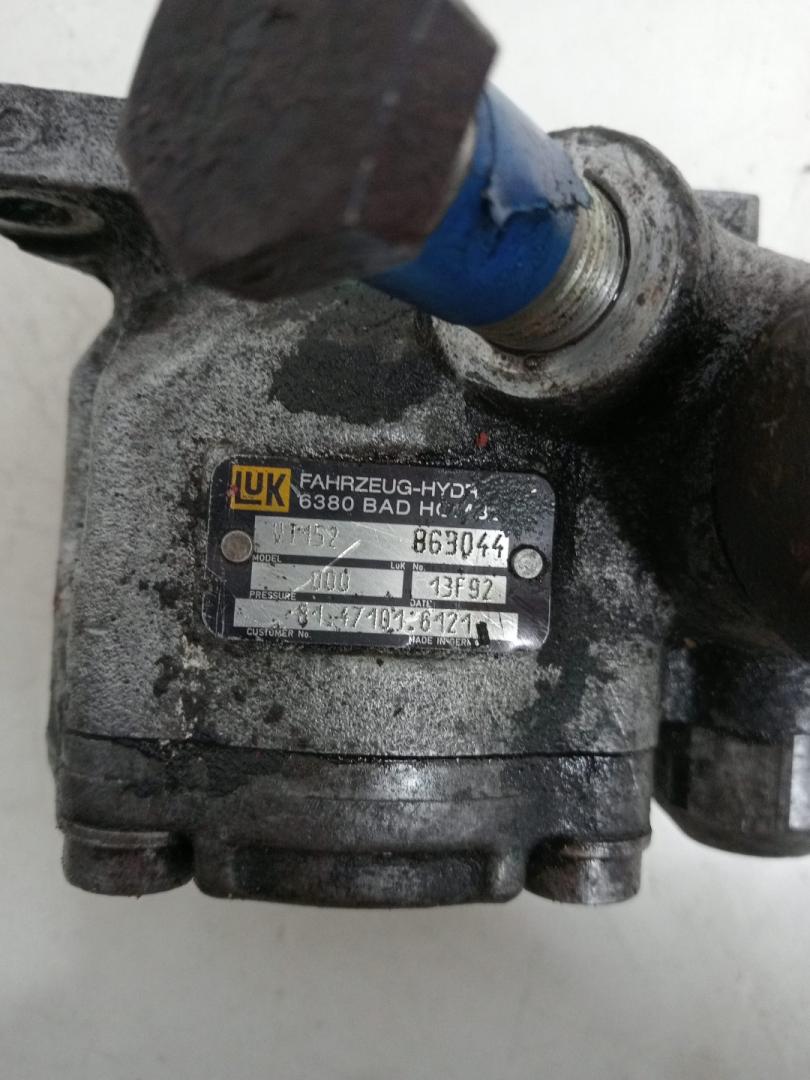 насос гидроусилителя руля MAN, 7685955101, 99444525, 81471016082, 81471016086, 81471016090, 81471016103, 81471016116, 81471016136, 81471016140, 81471016161, 81471016168, 81471016170, 81.47101.6171, 81471016180, 81471019082, 81471019103, 81471019121, 81471019136, 81471019161, 81991783154, ZG.40611-0008, 81471016121 - фото №1