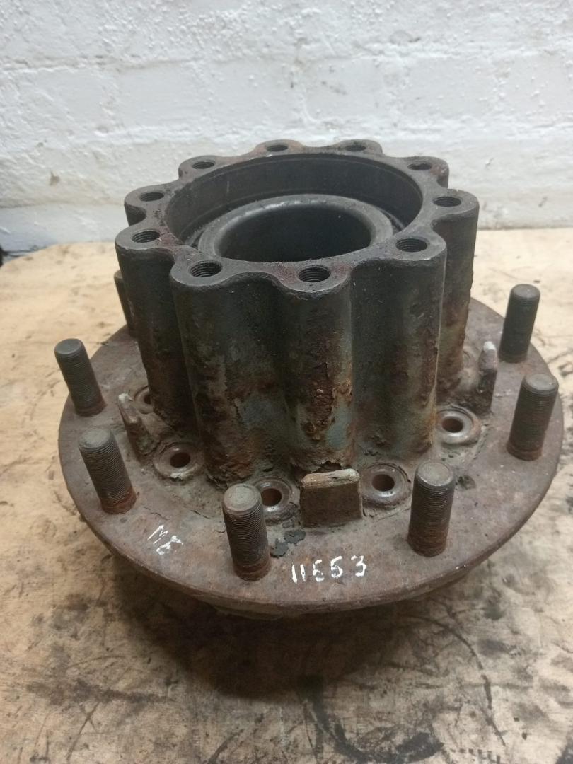 ступица задняя Mercedes-Benz Actros 1 поколение (MP1) (1996 - 2003), 9463560701 - фото №1