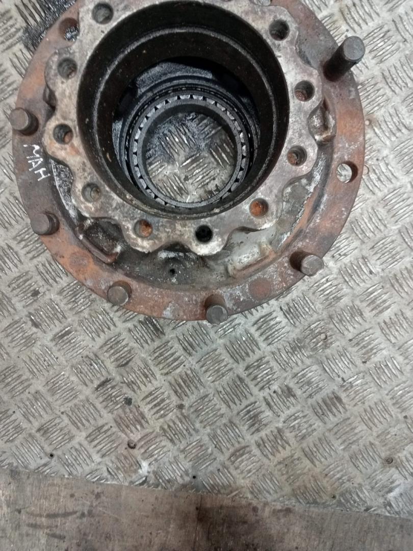 ступица задняя MAN F2000 1 поколение (1994 - 1998) - фото №1