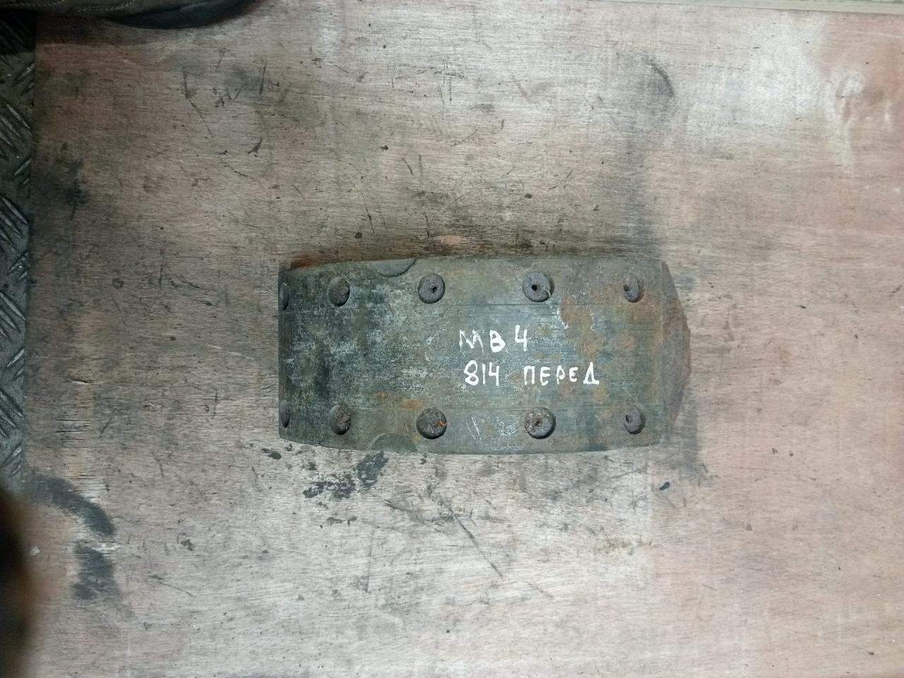 тормозные колодки Mercedes-Benz - фото №1