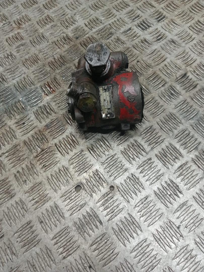 насос гидроусилителя руля MAN, 81471016102, 81471016031, 81471016039, 81471016040, 81471016044, 81471016051, 81471016052, 81471016053, 81471016058, 81471016059, 81471016108, 81471016123, 81471016169, 81471016189, 7674955519, 81471016001, 81471016000, 7674955519 - фото №1