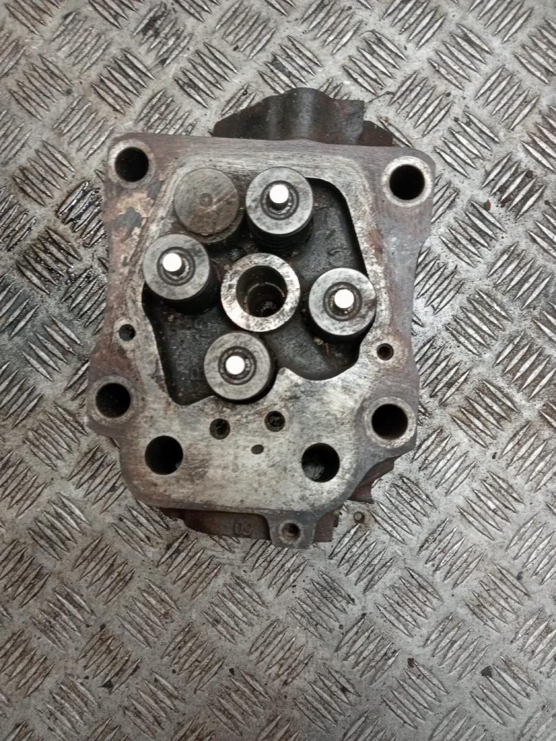 головка блока цилиндров Mercedes-Benz Actros 1 поколение (MP1) (1996 - 2003) - фото №1