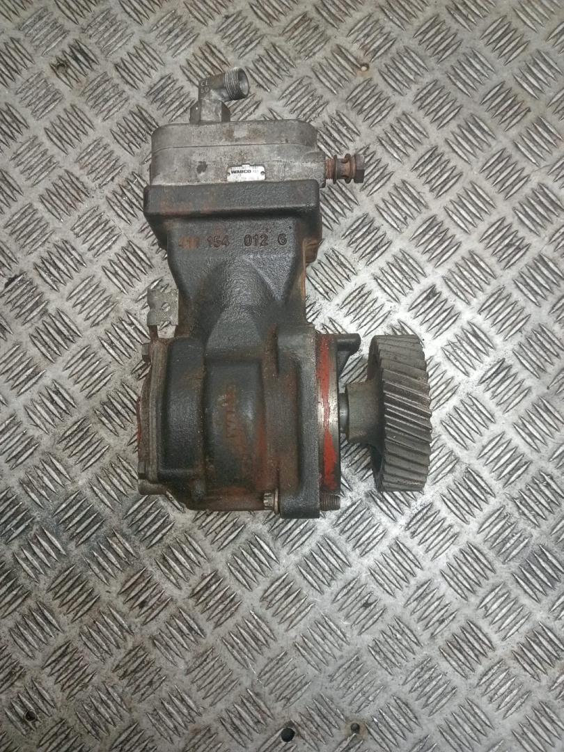 нагнетатель воздуха (компрессор) Mercedes-Benz Atego 1 поколение (1998 - 2013), 4111540040, 9061304215, A9061304215, 9061301215, A9061301215, 9061305115, A9061305115, 9061306115, A9061306115, A9061302915, 9061302915, 9061304915, A9061304915, 9061306015, A9061306015, 9061305815, A9061305815, 4111540050, 4111540040 - фото №1