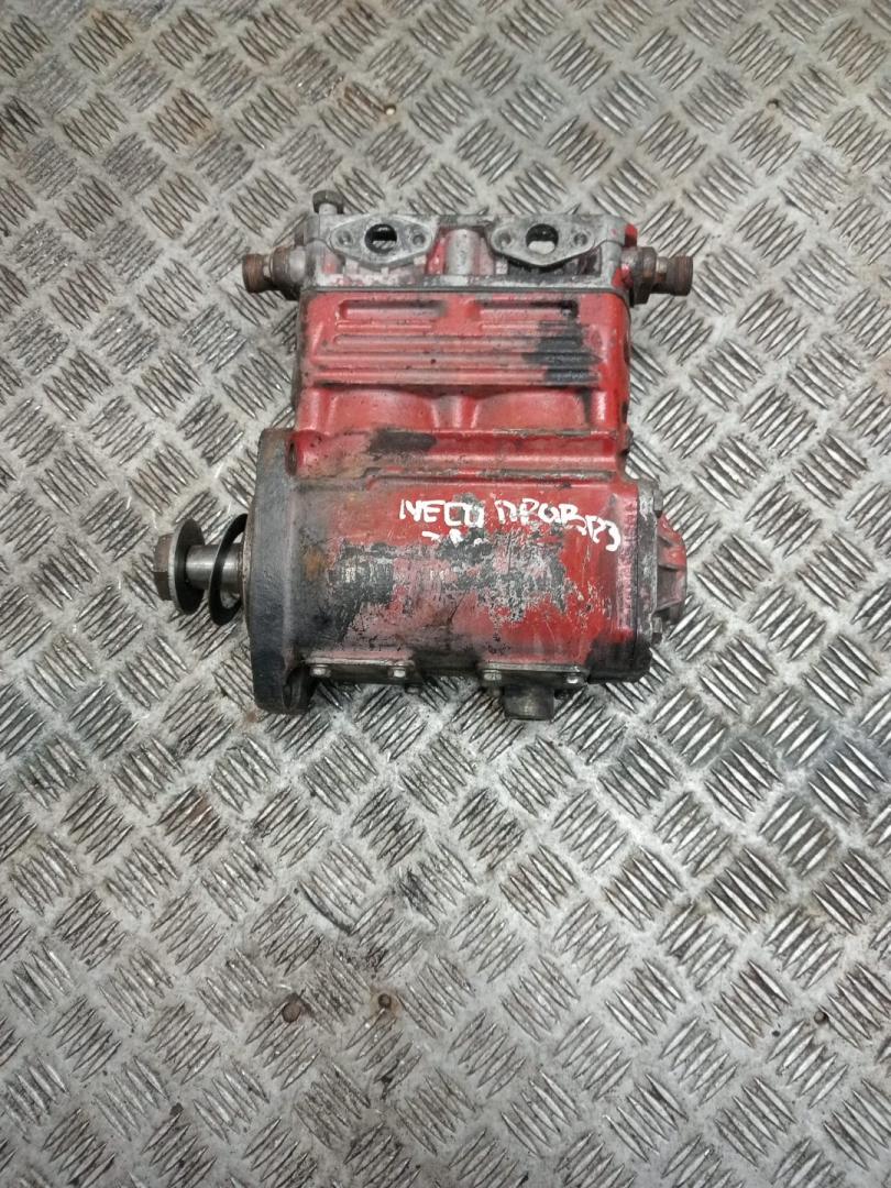 нагнетатель воздуха (компрессор) IVECO EuroTech 1 поколение (1991 - 1999) - фото №1