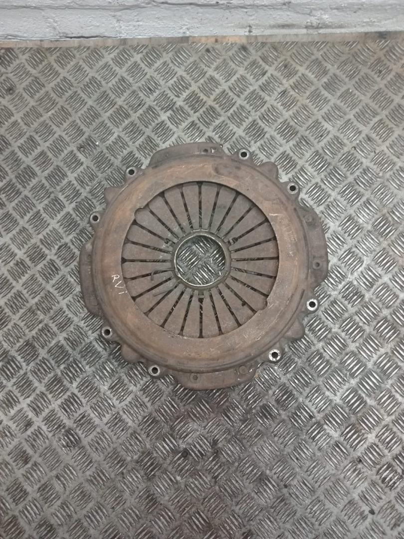 корзина сцепления Renault Premium 1 поколение (1996 - 2005) - фото №1