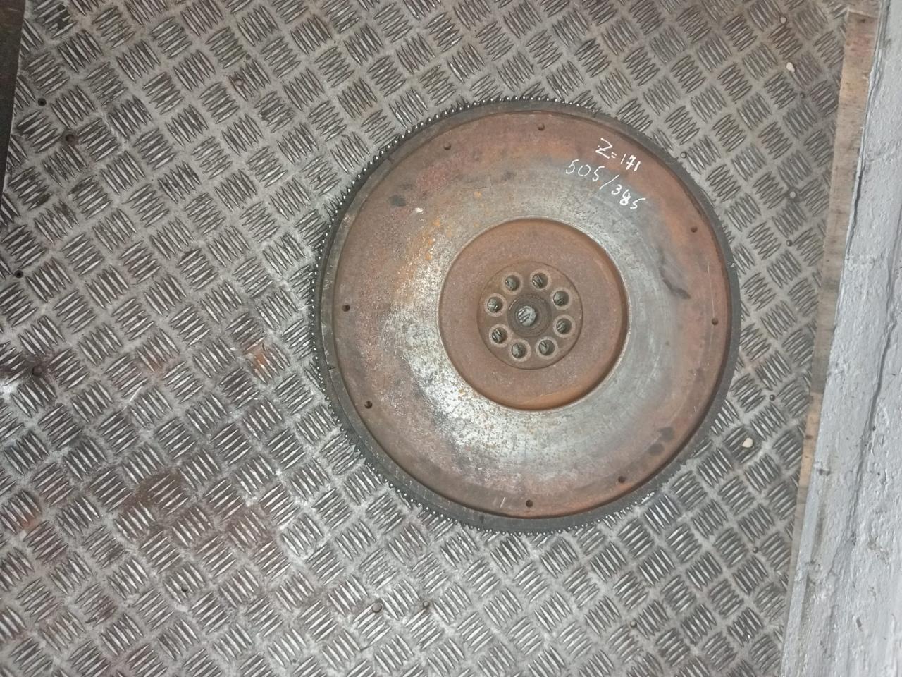 маховик IVECO EuroTech 1 поколение (1991 - 1999) - фото №1