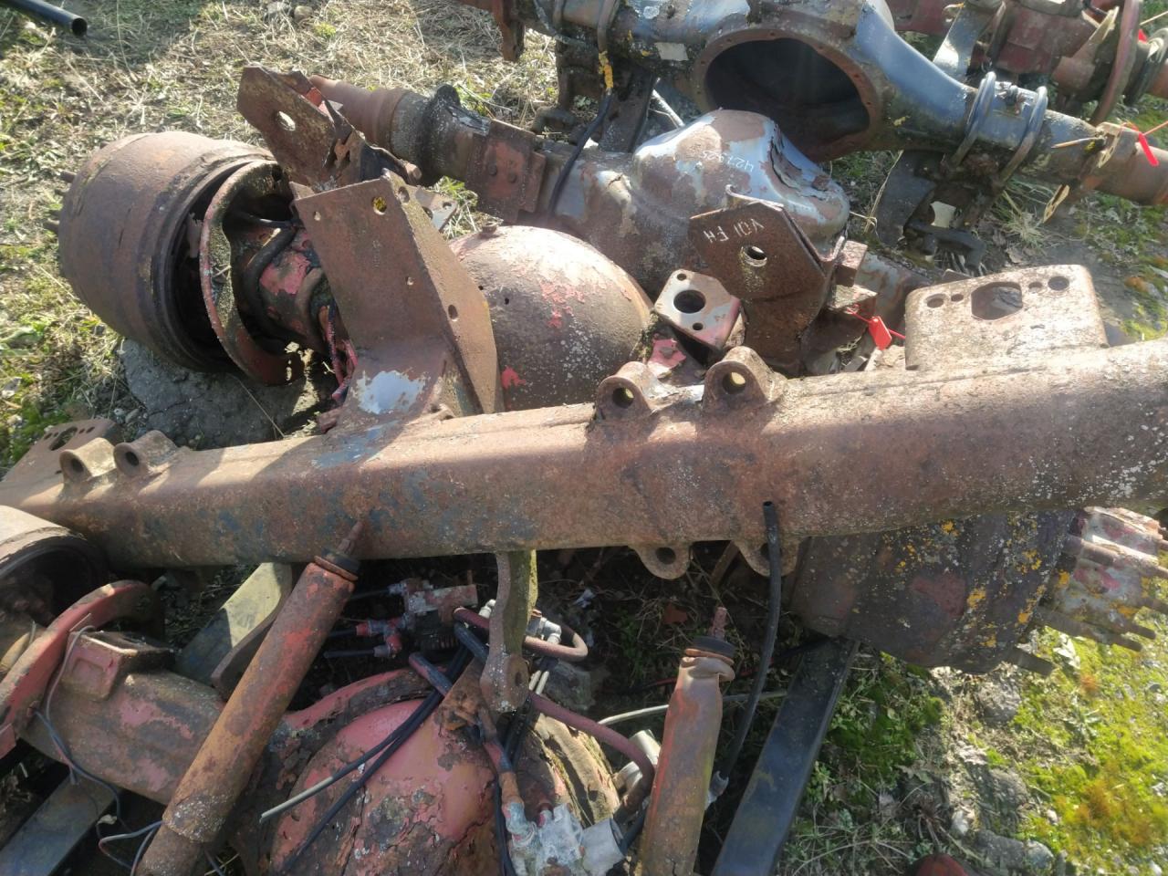 мост дополнительный (ленивец) Scania 2-Series 1 поколение (1980 - 1988) - фото №1