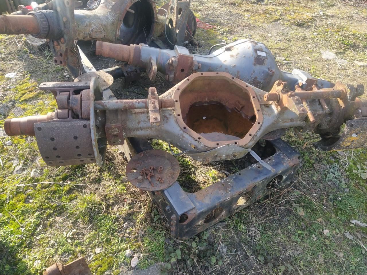 мост задний Mercedes-Benz Atego 1 поколение 2000 - фото №1