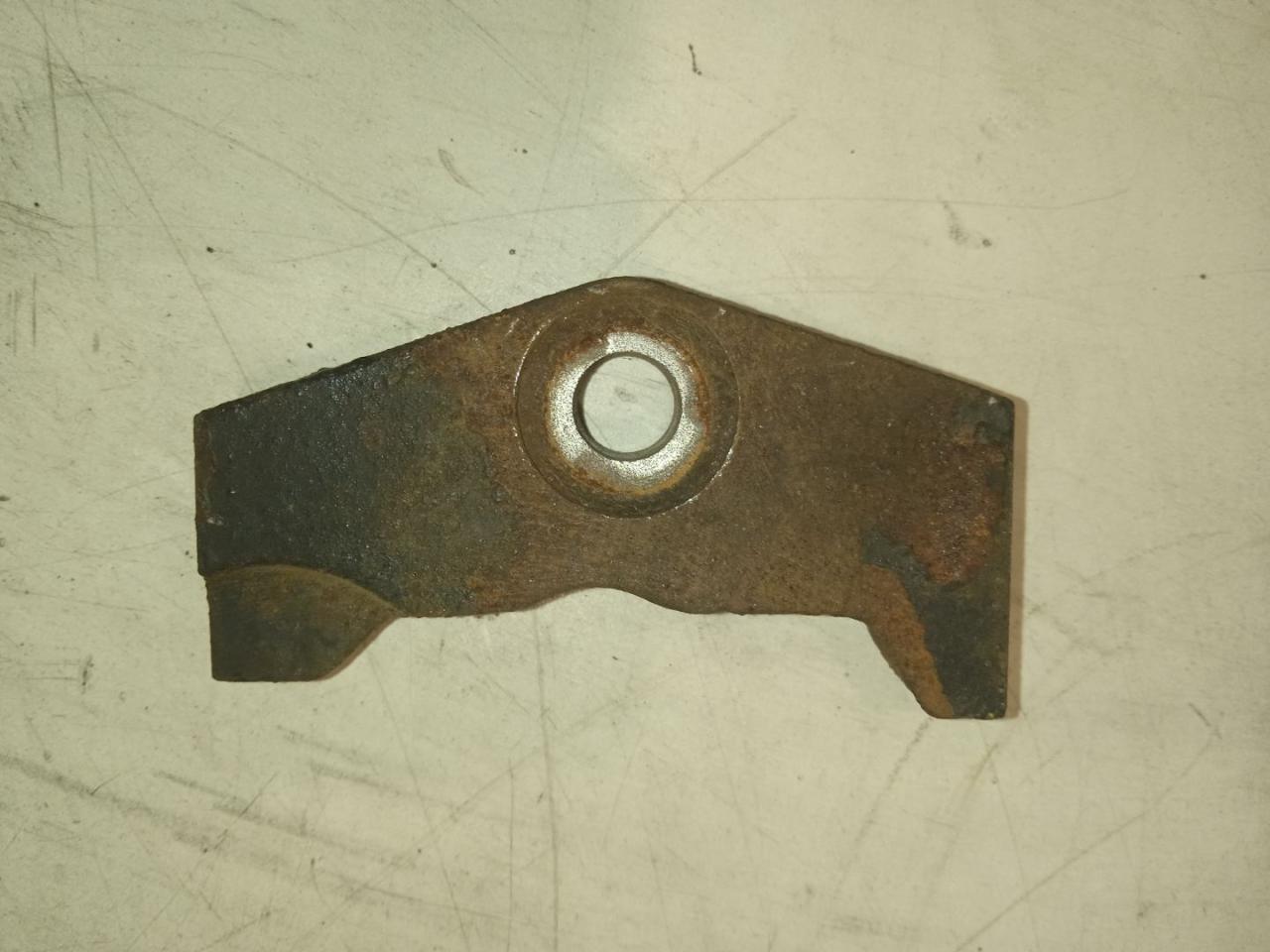 Кронштейн компрессора MAN L2000 1 поколение (1994 - 2001) - фото №1