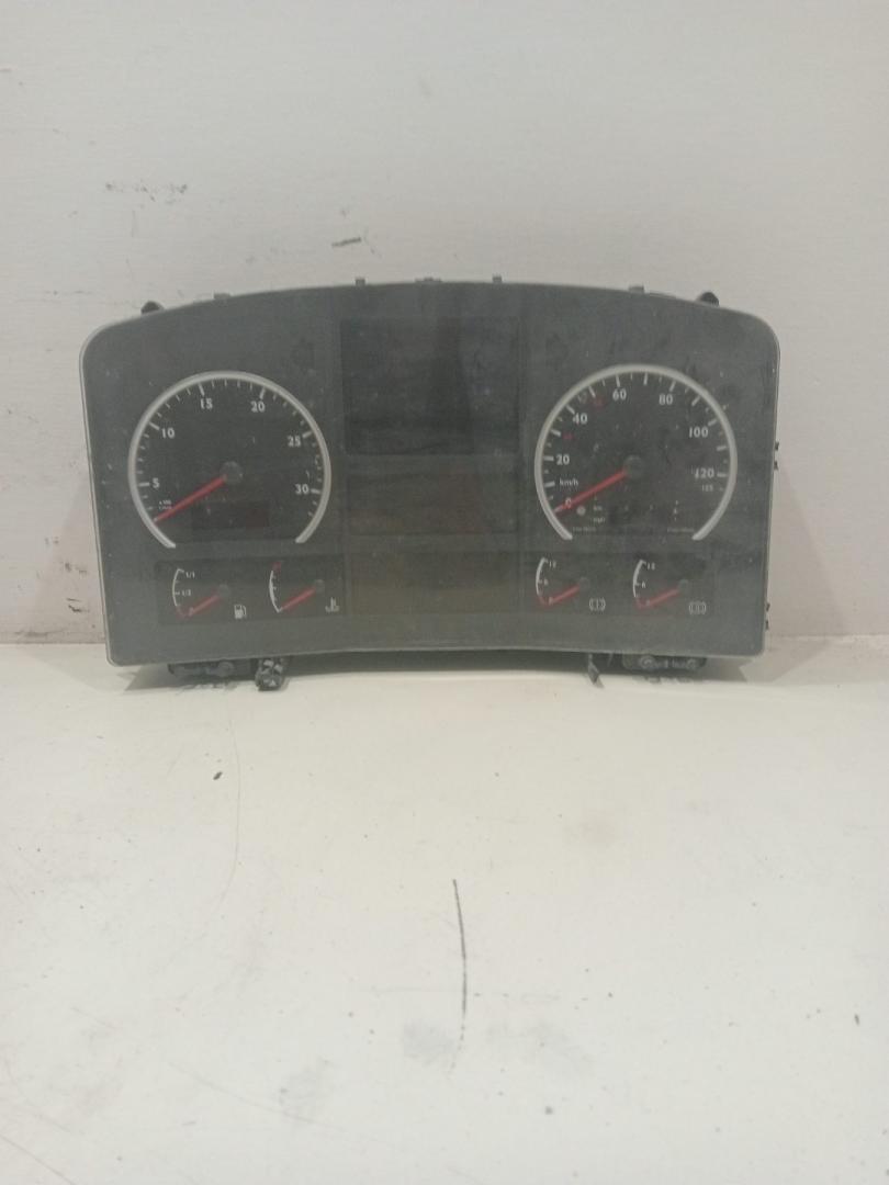 щиток приборов (приборная панель) MAN TGA 1 поколение (2000 - 2008), 81272026137, 81272026137 - фото №1