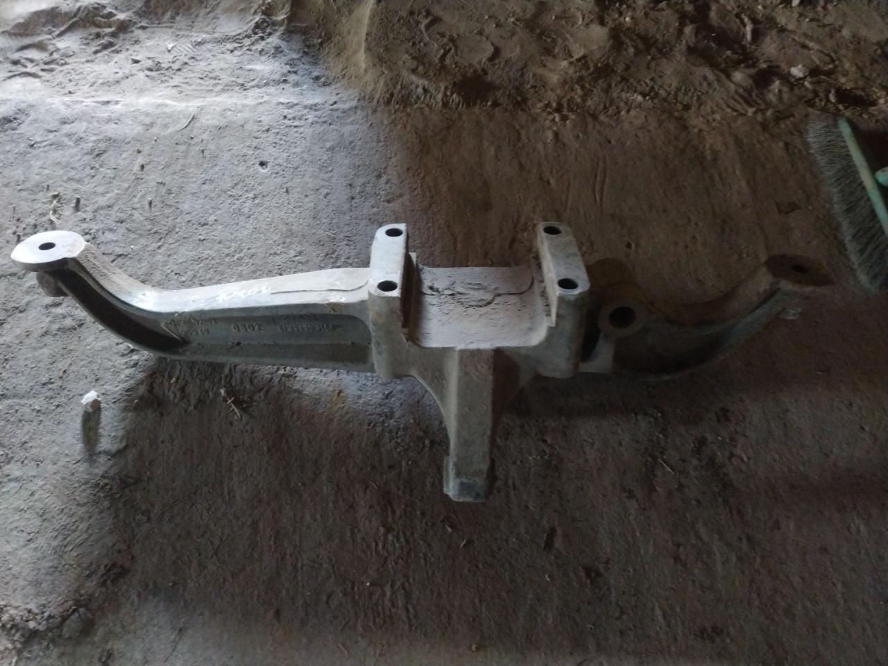 кронштейн пневмоподушки MAN TGA 1 поколение (2000 - 2008), 81436303168 - фото №1