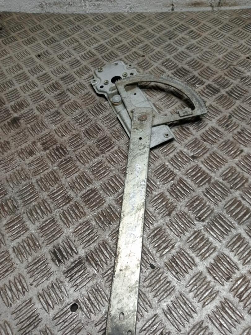 стеклоподъемник MAN F2000 1 поколение (1994 - 1998) - фото №1