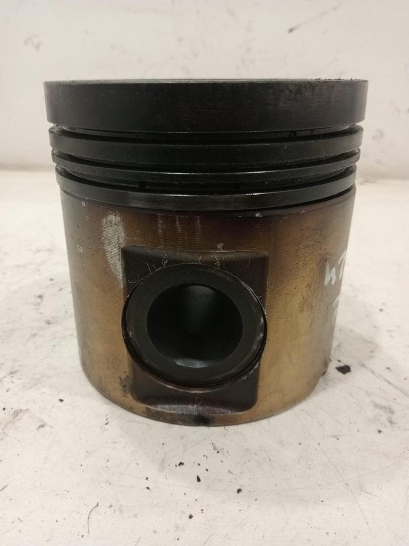 поршень Scania 124 1 поколение (1996 - 2004) - фото №1