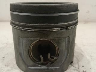 поршень Mercedes-Benz