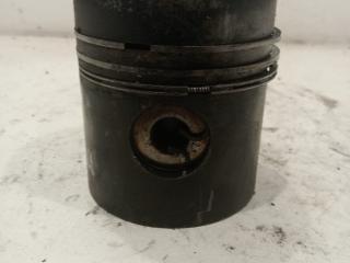 поршень Mercedes-Benz