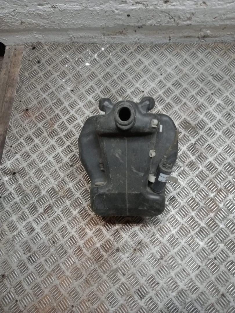 бачок омывателя MAN TGA 1 поколение (2000 - 2008), 81264810079, 81264810085, 81264810066, 81264856033, 81264810079, 81264856033 - фото №1