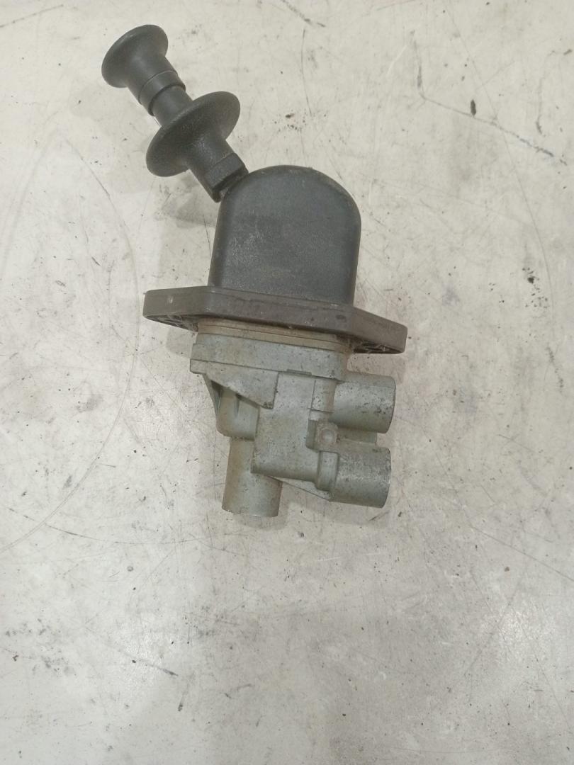 кран ручного тормоза (ручник) Mercedes-Benz Atego 1 поколение (1998 - 2013), DPM23A, 1524291, 0034307281, A0034307281, 0034307981, A0034307981, DPM23A - фото №1