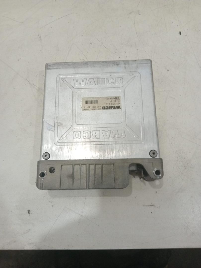 блок ABS IVECO EuroCargo 1 поколение (1991 - 2000) - фото №1