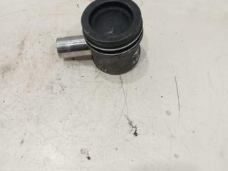 поршень Mercedes-Benz