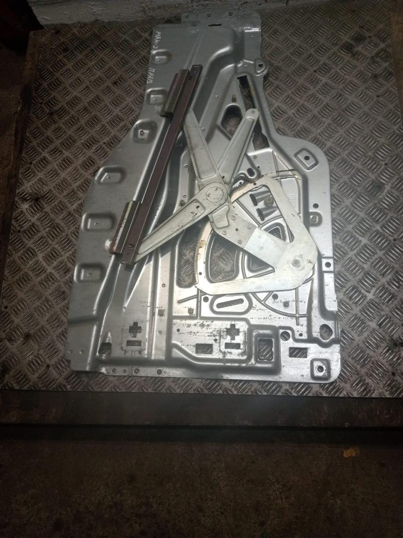 стеклоподъемник MAN TGA 1 поколение (2000 - 2008) - фото №1