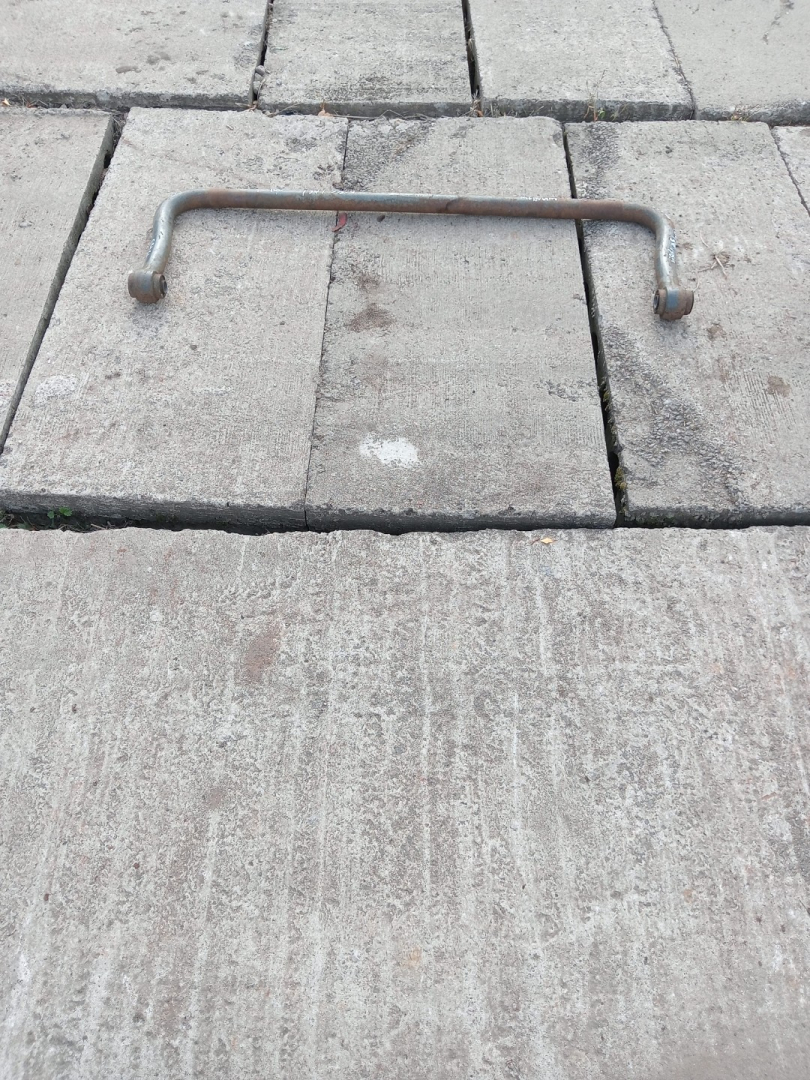 стабилизатор подвески (поперечной устойчивости) Renault, дизель, вариатор, хетчбэк 3 дв. - фото №1