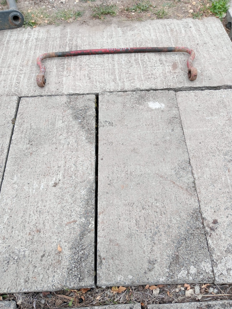 стабилизатор подвески (поперечной устойчивости) Mercedes-Benz, дизель, вариатор, внедорожник 5 дв. - фото №1