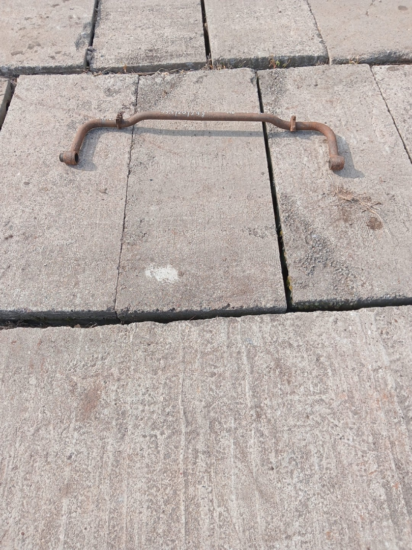 стабилизатор подвески (поперечной устойчивости) Mercedes-Benz, дизель, вариатор, пикап - фото №1