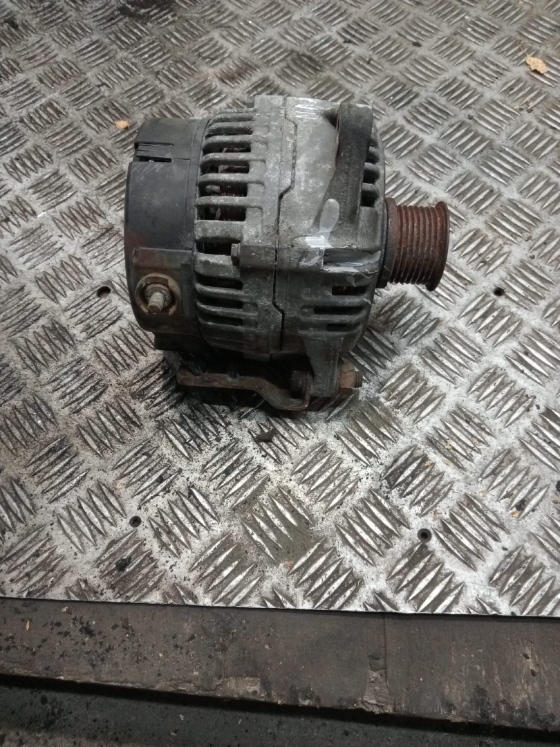 генератор MAN TGA 1 поколение (2000 - 2008), 0123525501, 1516514, 51261017232, 51261017234, 51261017242, 51261017247, 51261017265, 51261019230, 51261019242, 51261019247, 51261019265, 0123525501 - фото №1