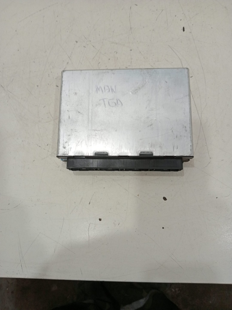 блок управления FFR MAN TGA 1 поколение (2000 - 2008) - фото №1