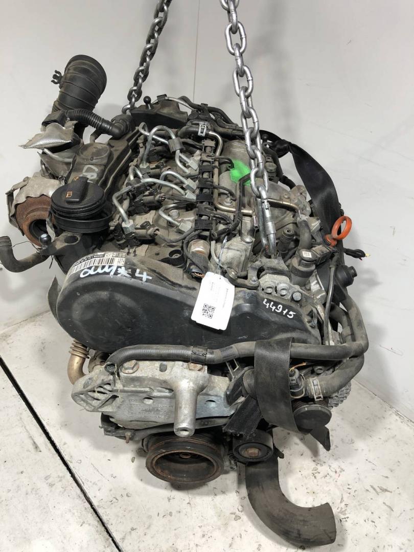 двигатель Volkswagen Golf 6 поколение 2010, 2.0 л., дизель, хетчбэк 5 дв., CBD - фото №1