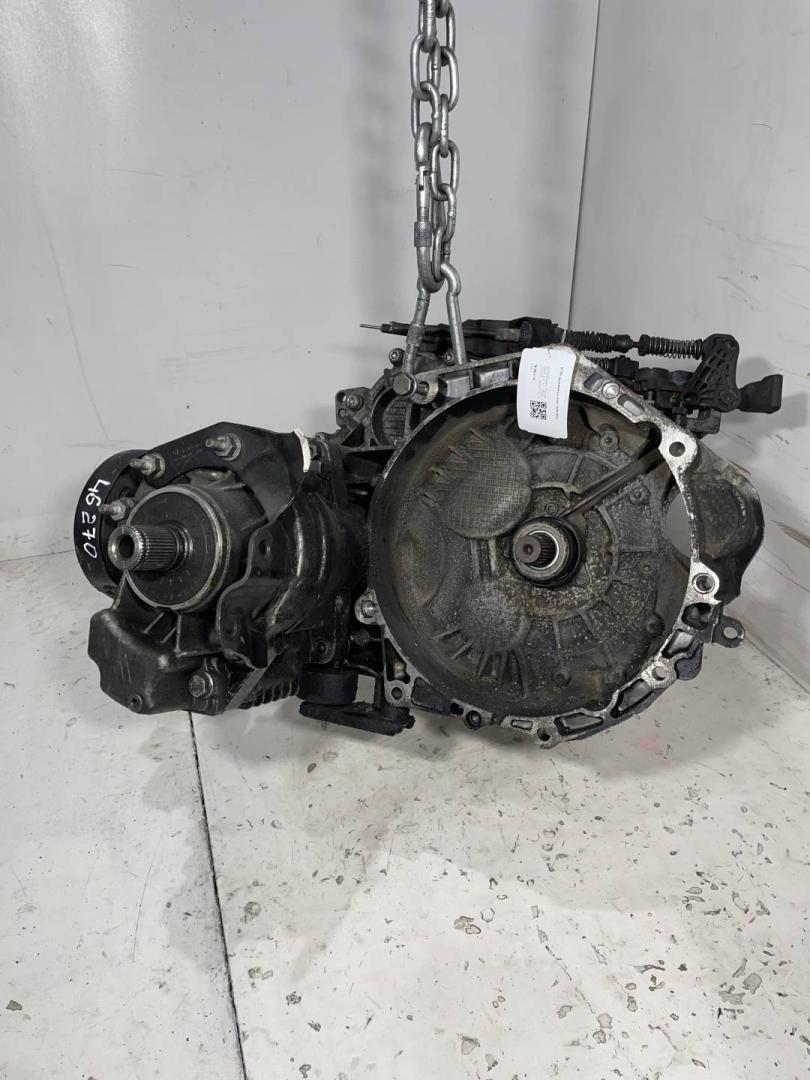 КПП механическая (МКПП) Volkswagen Tiguan 1 поколение 2010, 2.0 л., дизель, LMU - фото №1