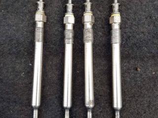 свеча накала BMW 5 серия F07/F10/F11 F10 2012, 2.0 л., N47 D20 C, дизель, МКПП, седан, задний привод, правый руль, 12230035934, 0035934, 12230038490, 0038490