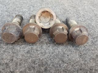 болт колесный BMW 3 серия E90/E91 [рестайлинг] E93 2011, 3.0 л., N55 B30 A, бензин, АКПП, кабриолет, задний привод, правый руль