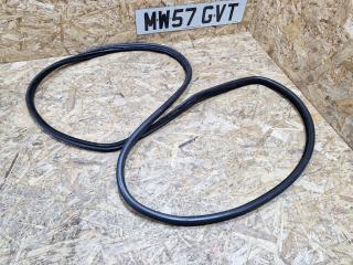 уплотнитель двери BMW X5 E70 2007, 3.0 л., D, M57 D30 (306D3), дизель, АКПП, черный, внедорожник 5 дв., полный привод, правый руль, 51767333814, 7333814, 51767207224, 7207224, 51727193157, 7193157