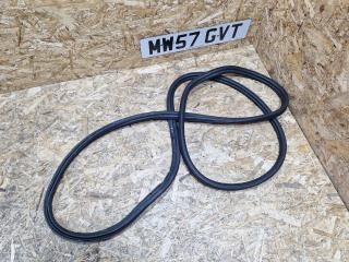 уплотнитель BMW X5 E70 2007, 3.0 л., D, M57 D30 (306D3), дизель, АКПП, черный, внедорожник 5 дв., полный привод, правый руль, 51767177284, 7177284, 51717162152, 7162152