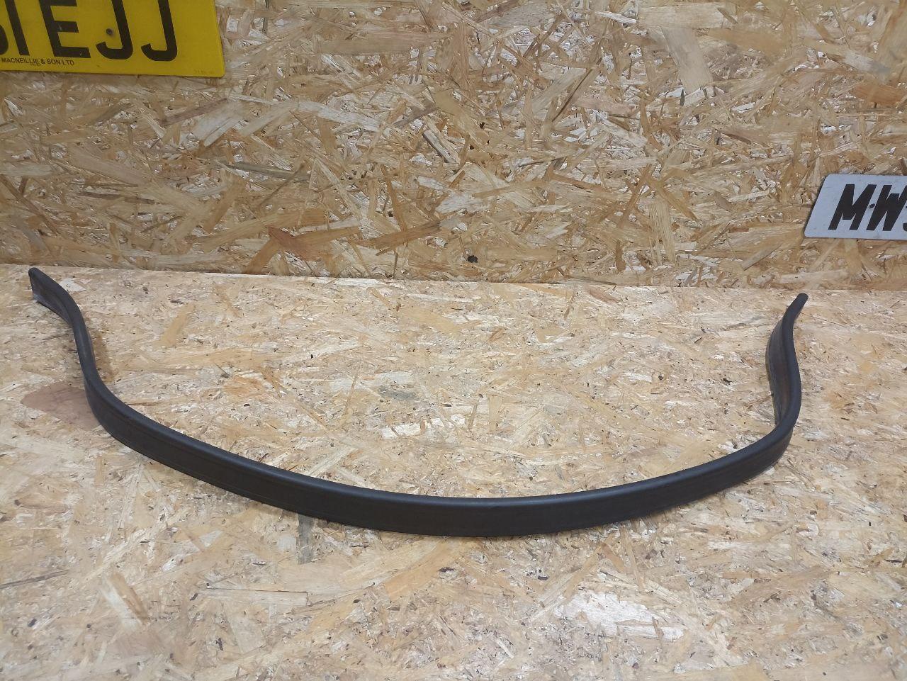 уплотнитель подкапотного пространства BMW X2 F39 2018, 2.0 л., дизель, МКПП, внедорожник 5 дв., полный привод, правый руль, 7329397, 51767329397 - фото №1