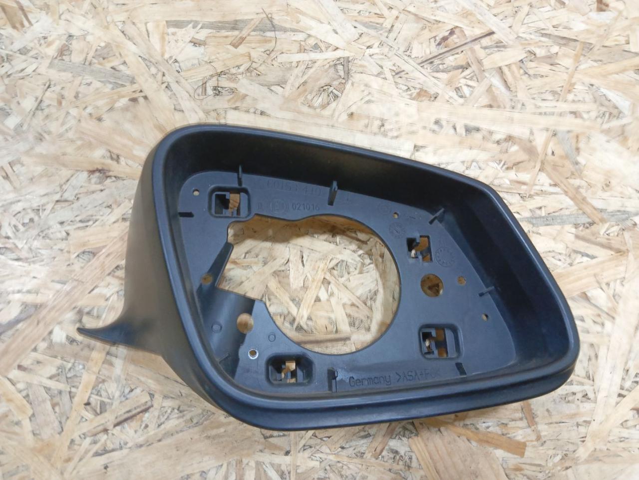 корпус зеркала наружного правого BMW 5 серия F07/F10/F11 F10 2012, 2.0 л., N47 D20 C, дизель, МКПП, седан, задний привод, правый руль, 51167216368, 7216368 - фото №1