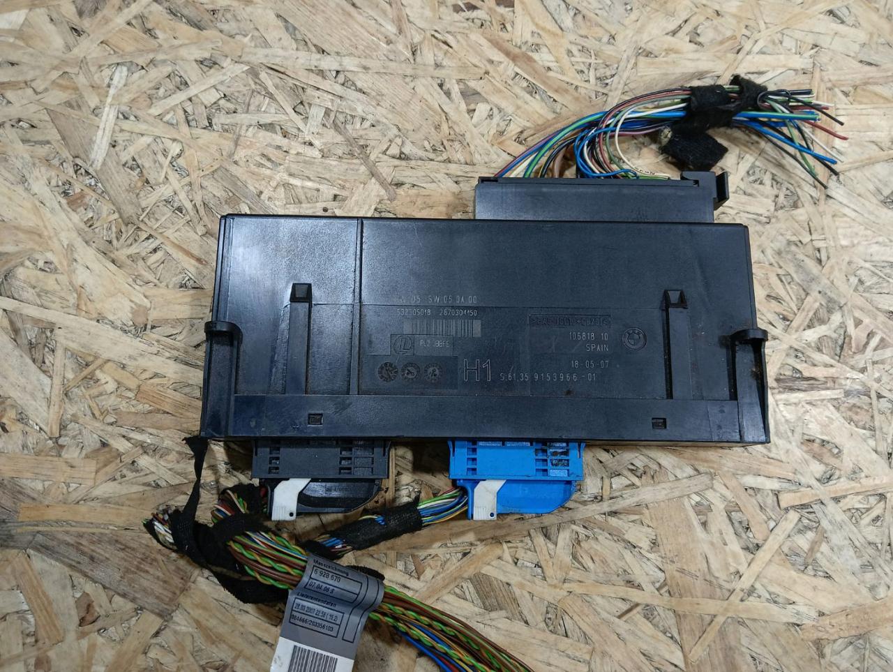 Блок управления BCM (Body Control Module) BMW 3 серия E90/E91/E92/E93 E93 2007, 3.0 л., M57 306 D3, дизель, АКПП, кабриолет, задний привод, правый руль, 9153966, 532305018, 2870304150 - фото №1