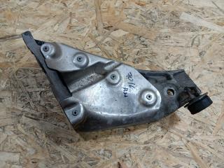 кронштейн двигателя BMW X5 E70 2008, 3.0 л., дизель, АКПП, серый, внедорожник 5 дв., полный привод, правый руль, 6772680, 22116782982, 6782982, 22116772686, 6772686