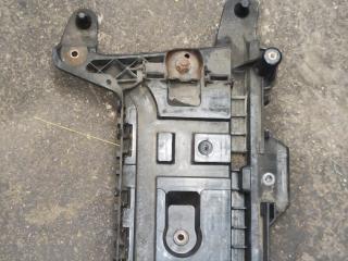 полка аккумулятора Volkswagen Passat B6 2010, 2.0 л., дизель, робот, синий, универсал, правый руль