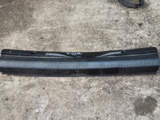 накладка внутренняя на заднюю панель кузова Volkswagen Passat B6 2010, 2.0 л., дизель, робот, синий, универсал, правый руль