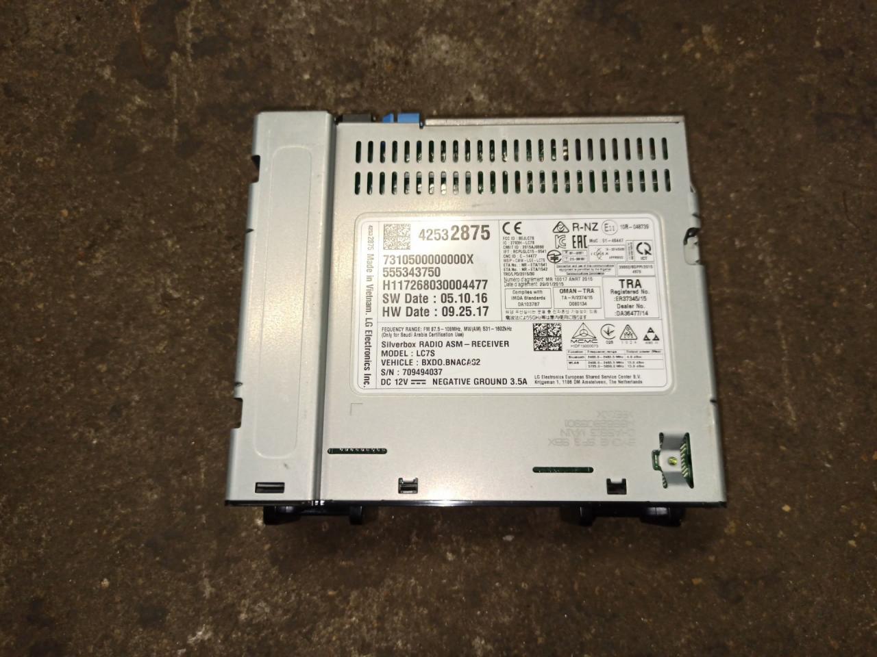 блок радио Chevrolet Equinox 3 поколение 2018, 1.5 л., бензин, АКПП, чёрный, внедорожник 5 дв., 42532875 - фото №1