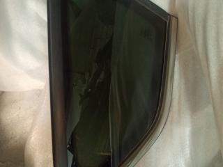 стекло кузовное боковое правое Ford Escape 3 поколение C520 [рестайлинг] 2019, 1.5 л., бензин, АКПП, бордовый, внедорожник 5 дв.