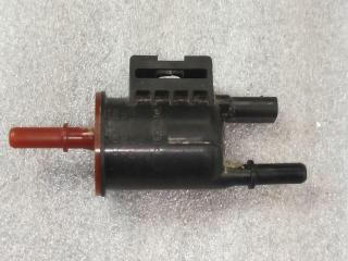 клапан вентиляции топливного бака Chevrolet Equinox 3 поколение 2018, 1.5 л., бензин, АКПП, красный, внедорожник 5 дв., 12632174