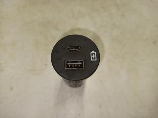 разъем AUX / USB Ford Edge 2 поколение CD539 [рестайлинг] 2021, 2.0 л., бензин, АКПП, серый, внедорожник 5 дв., MU5T-19J211-GA