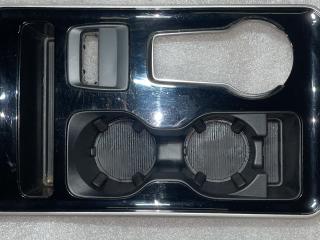 Декоративная накладка центральной консоли Ford Edge 2 поколение CD539 [рестайлинг] 2020, 2.0 л., бензин, АКПП, черный, внедорожник 5 дв.