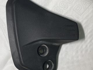 ус под фонарь правый Ford Explorer 6 поколение U625 2021, 2.3 л., бензин, АКПП, красный, внедорожник 5 дв., полный привод, LB5B-S404B04-BB
