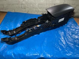 подлокотник Ford Fusion (USA) 2 поколение [рестайлинг] 2017, 1.5 л., бензин, АКПП, белый, седан, передний привод